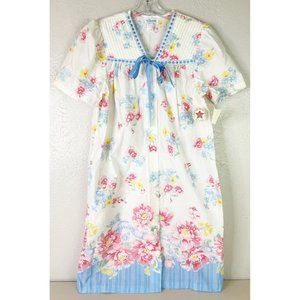 VTG It's A Charm Medium Lightweight Short Snap Floral Housecoat Pockets USA NWT